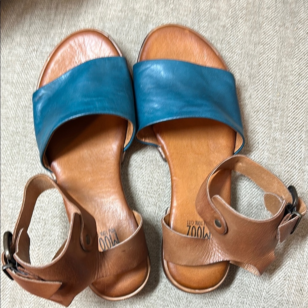 Miz Mooz Leather sandal 38